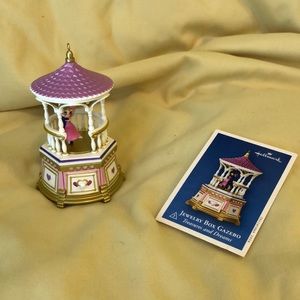 Hallmark Jewelry Box Gazebo 2004, Ornament